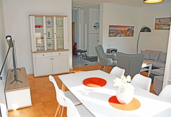 03 Fereinwohnung mit Terrasse EG/OG Dranske - schöne Ferienwohnungen in Dranske auf dem Windland! detail 3