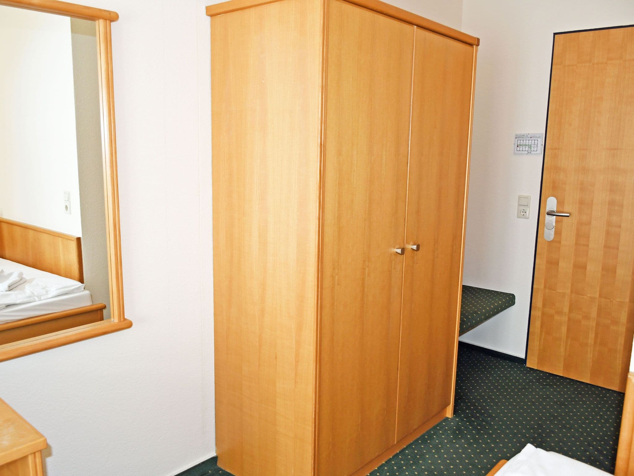 DZ Zweibett Park 206 - Park-Appartements Ostseebad Sellin 500 m zum Strand detail 3