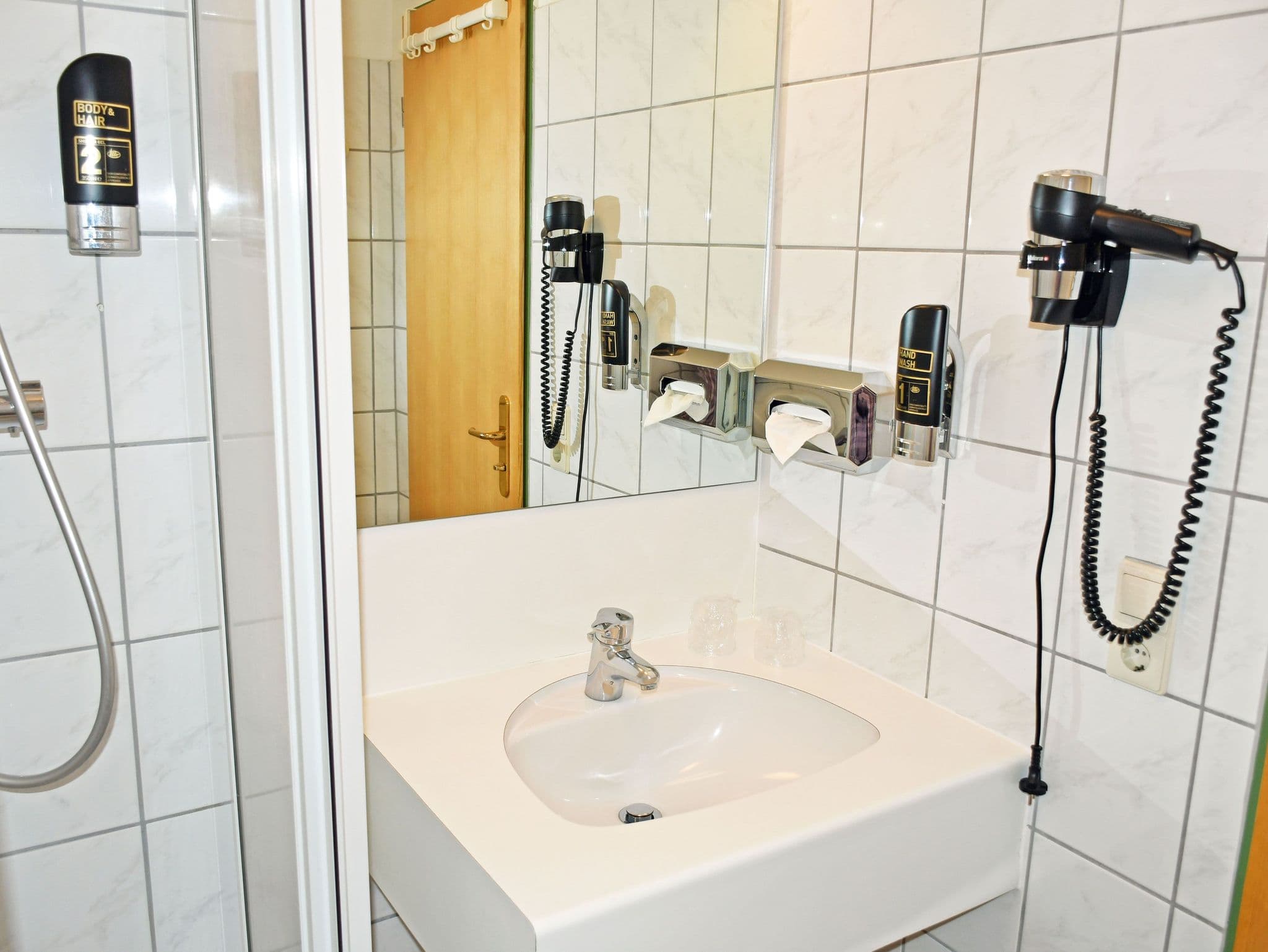 DZ Zweibett Park 207 - Park-Appartements Ostseebad Sellin 500 m zum Strand detail 4