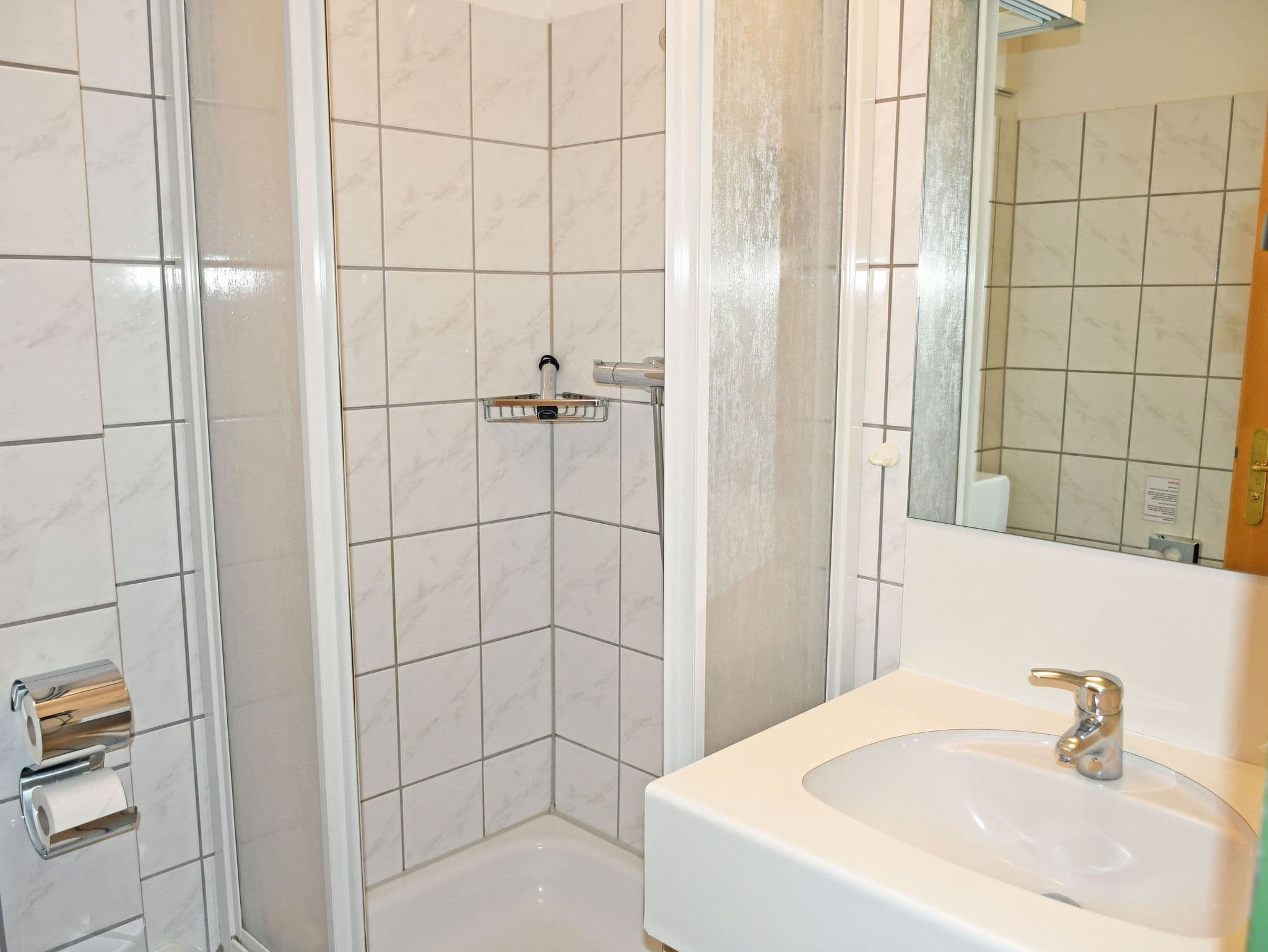 DZ mit Balkon Park 113 - Park-Appartements Ostseebad Sellin 500 m zum Strand detail 1