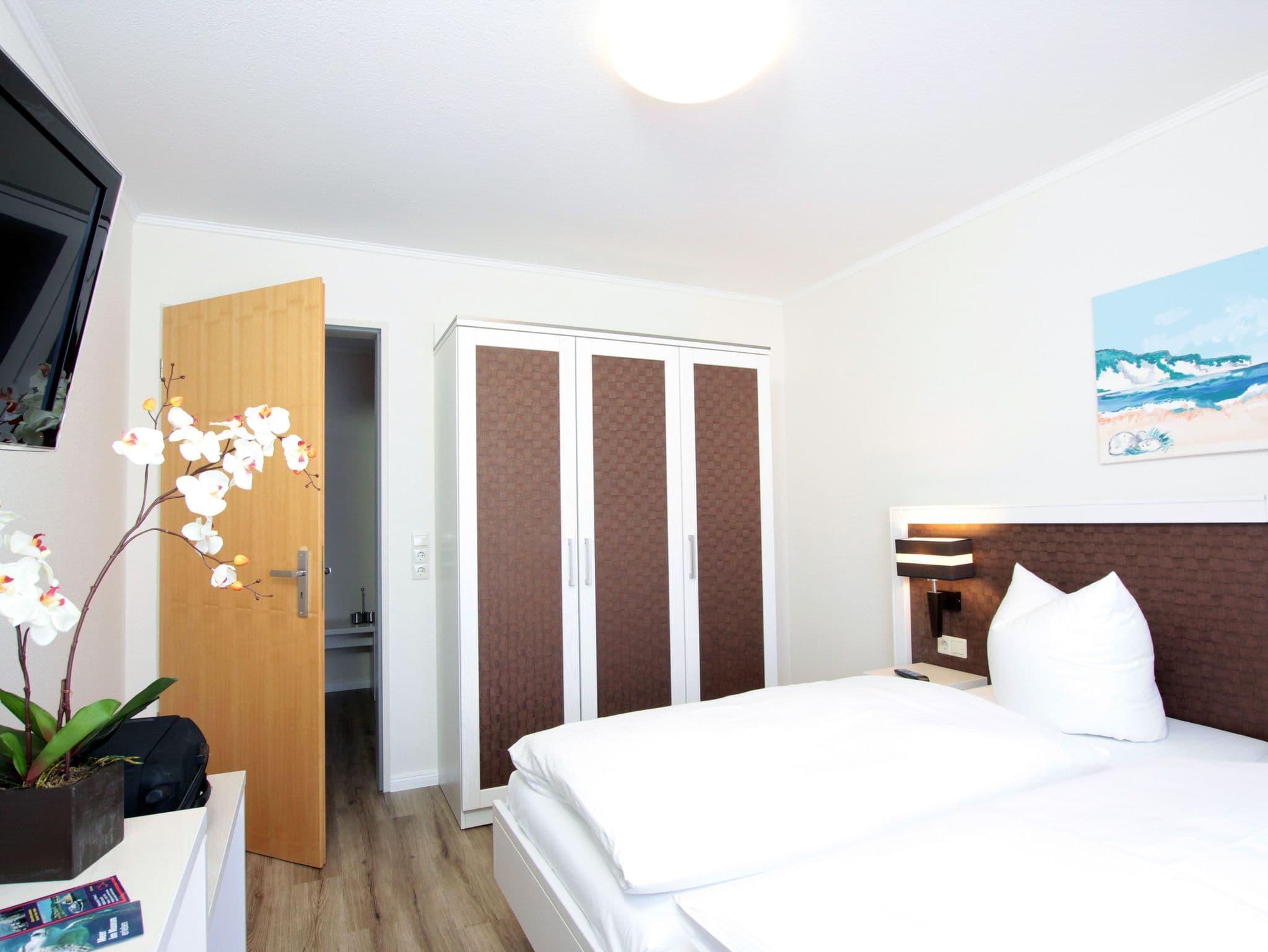 2-Raum-Ferienwohnung mit Balkon 438 - Park-Ferienwohnungen Ostseebad Sellin 500 m zum Strand detail 1