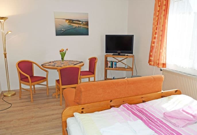 1-Raum-Ferienwohnung Granitz m. Terrasse - Ferienwohnungen auf Rügen im Ostseebad Sellin detail 1