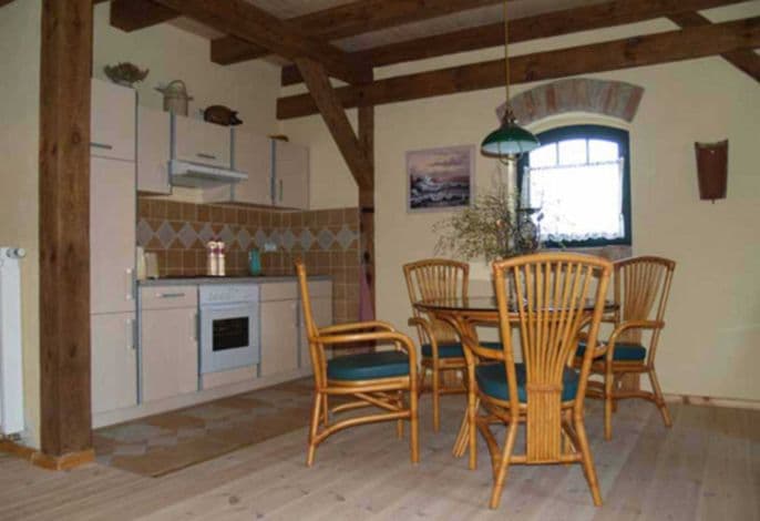 Ferienwohnung Swantow mit Gartenterrasse - Ferienwohnungen im Süden von Rügen mit Sauna detail 1