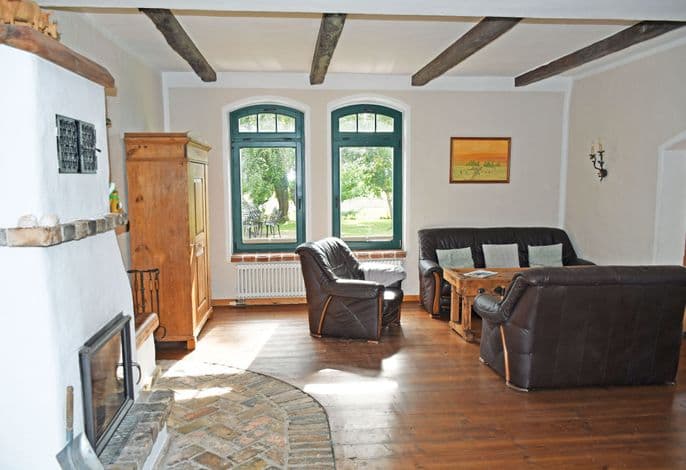 Ferienwohnung Poltenbusch mit Kamin und Terrasse - Ferienwohnungen im Süden von Rügen mit Sauna detail 1