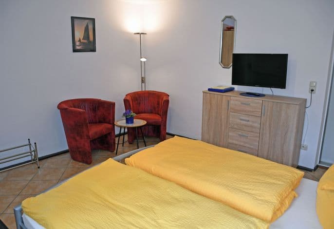 02 Ferienwohnung mit Terrasse - Ferienwohnungen mit Terrasse im Ostseebad Sellin detail 2