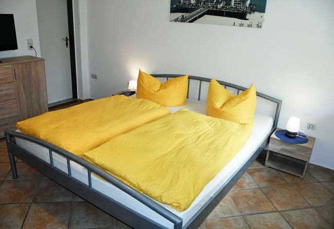 02 Ferienwohnung mit Terrasse - Ferienwohnungen mit Terrasse im Ostseebad Sellin detail 3