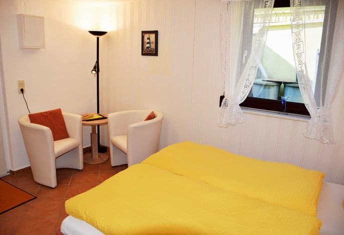 01 Ferienwohnung mit Terrasse - Ferienwohnungen mit Terrasse im Ostseebad Sellin detail 3