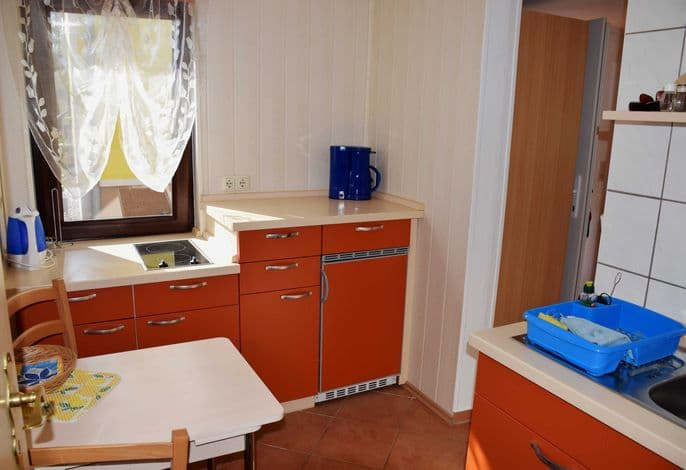 01 Ferienwohnung mit Terrasse - Ferienwohnungen mit Terrasse im Ostseebad Sellin detail 4