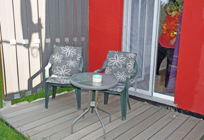 02 Doppelzimmer mit Terrasse - Pension im Seebad Breege detail 4