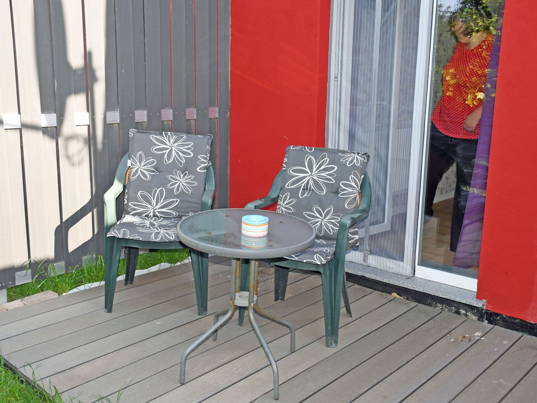02 Doppelzimmer mit Terrasse - Pension im Seebad Breege detail 4