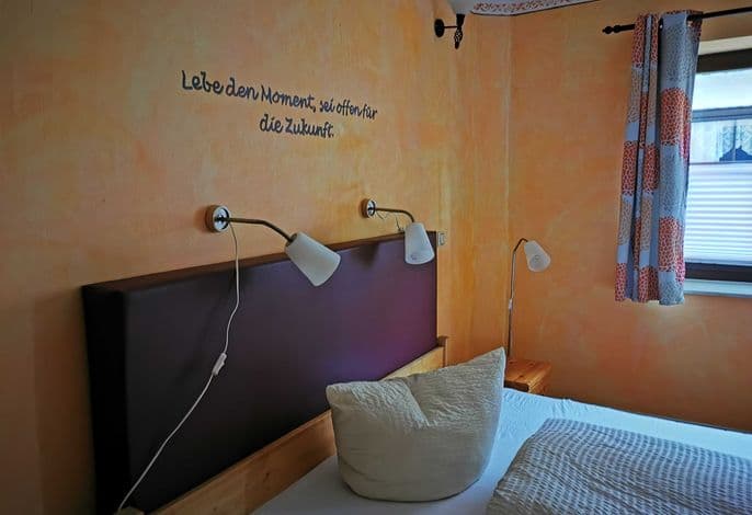 02 DZ 2 Pers - Familienfreundlicher Landurlaub im Gutshaus detail 2