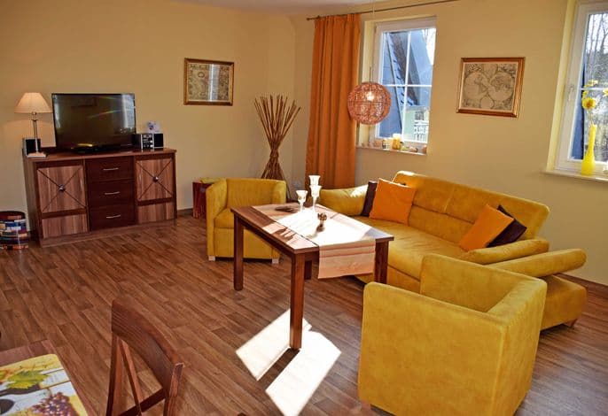 Ferienappartement Sonnenstrahl mit Sauna und Balkon - Gutshaus-Appartem. mit Kamin, Außenpool und tlw. Sauna***** detail 4