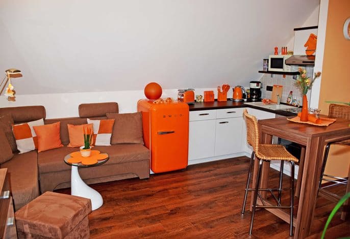 Ferienhaus Regenbogen mit Kamin und Terrasse - Gutshaus-Appartem. mit Kamin, Außenpool und tlw. Sauna***** detail 3