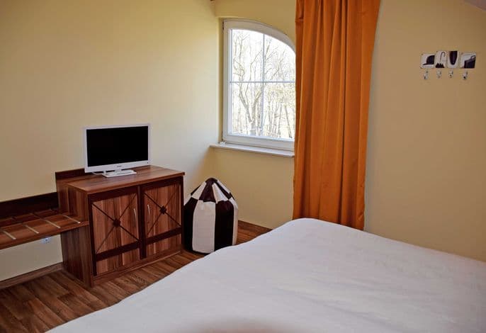 Ferienappartement Sonnenstrahl mit Sauna und Balkon - Gutshaus-Appartem. mit Kamin, Außenpool und tlw. Sauna***** detail 3