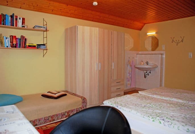 Ferienwohnung mit Terrasse OG - Ferienwohnungen im Ostseebad Baabe detail 3
