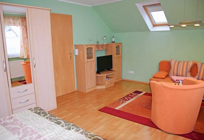 ***Ferienwohnung Luv mit Balkon*** / Fam. Dinda - schöne Ferienwohnungen in Baabe auf Rügen detail 1