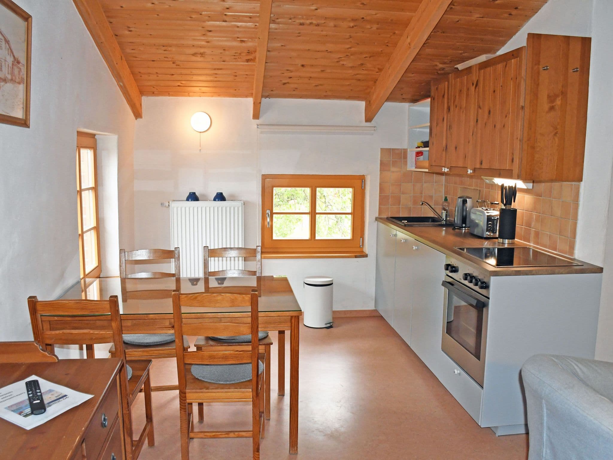 04 Ferienwohnung Veilchen mit Seeblick - Haus am Höft in Gager mit Seeblick und Sauna detail 1