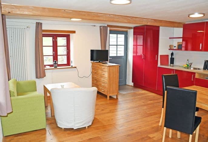 06 Ferienwohnung Bauernrose mit Seeblick - Haus am Höft in Gager mit Seeblick und Sauna detail 4