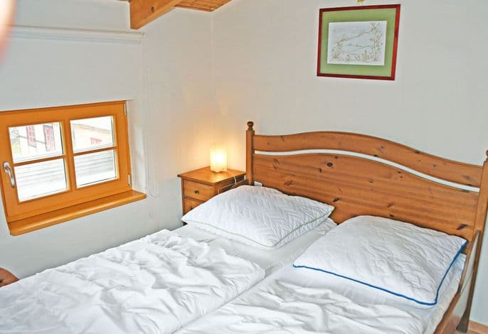 05 Ferienwohnung Leberblümchen - Haus am Höft in Gager mit Seeblick und Sauna detail 4