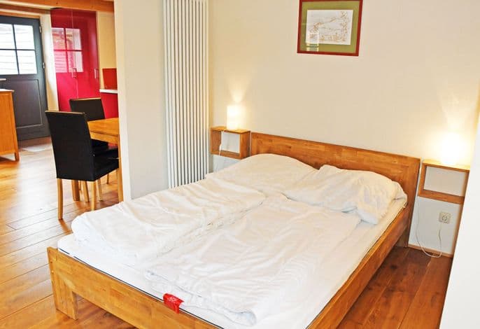06 Ferienwohnung Bauernrose mit Seeblick - Haus am Höft in Gager mit Seeblick und Sauna detail 2