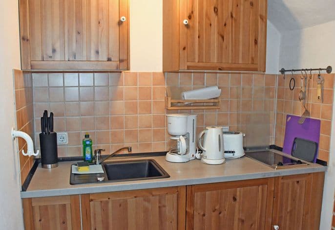01 Ferienwohnung Gänseblümchen mit Seeblick - Haus am Höft in Gager mit Seeblick und Sauna detail 3