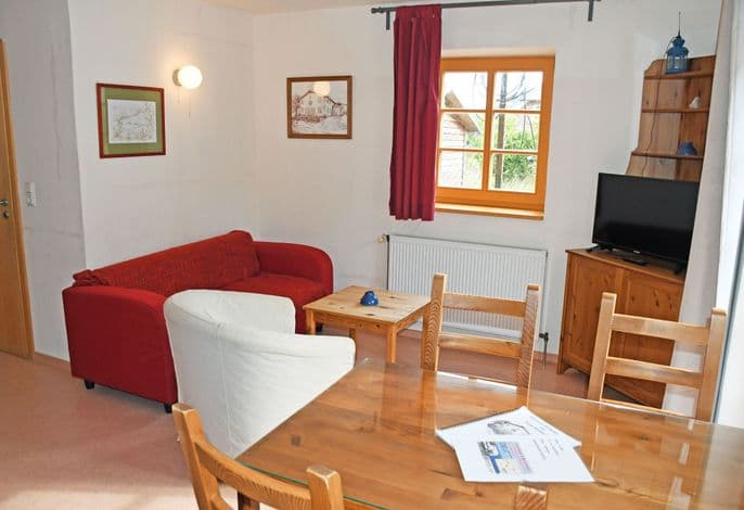 03 Ferienwohnung Wildrose - Haus am Höft in Gager mit Seeblick und Sauna detail 1