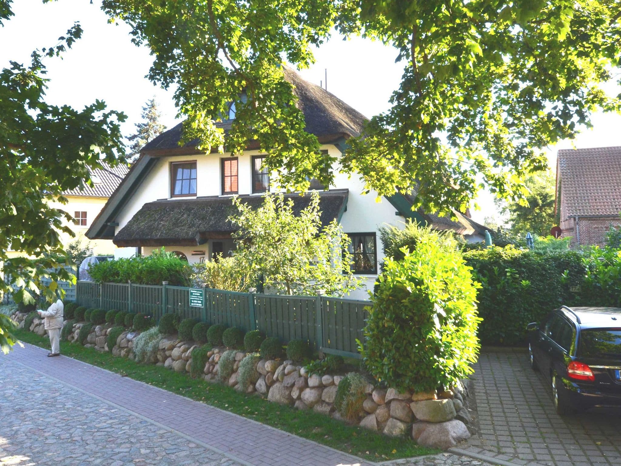 17a Strandhafer 5 Pers. rechte Ecke vorne - Reethäuser 17 / Fam. Kröning detail 1