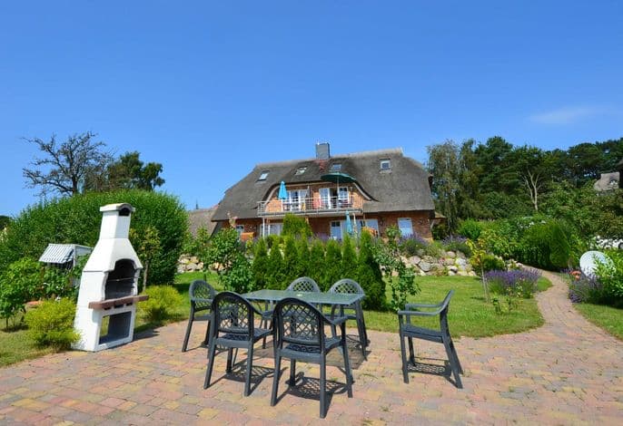 8a Reet-Hausteil Sonnenkliff OG 3 Schlafzi. - Reetdach-Ferienwohnungen 8 Kröning detail 2