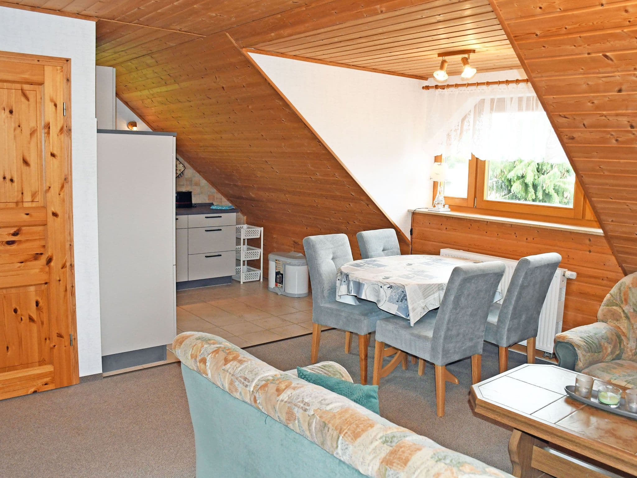 02 Jasmunder Ferienwohnung mit Terrasse