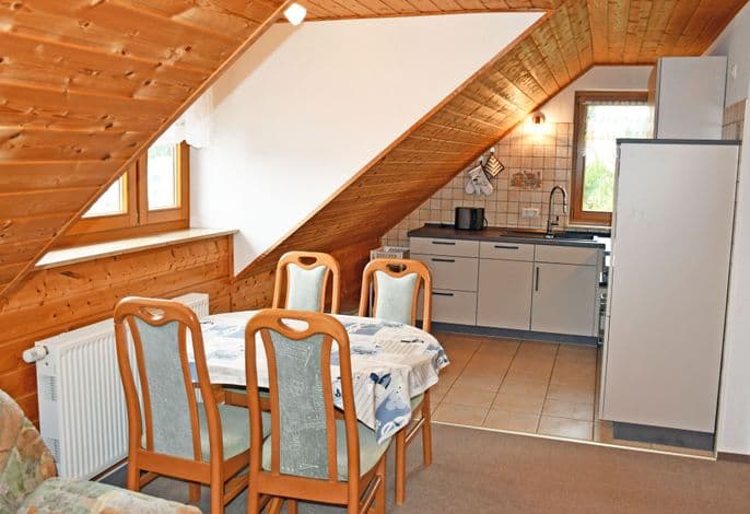 01 Jasmunder Ferienwohnung mit Terrasse - Jasmunder Ferienwohnung mit Terrasse detail 1