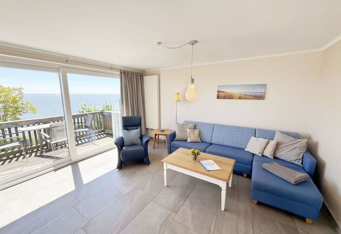Ferienwohnung 04 mit Südbalkon und Meerblick - P: Zollhaus Klein Zicker - exklusive Wohnungen mit Meerblick detail 2