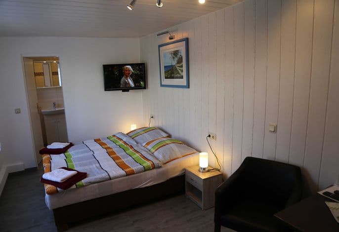 FeZi - Ferienzimmer und Fewo Turteltäubchen detail 3