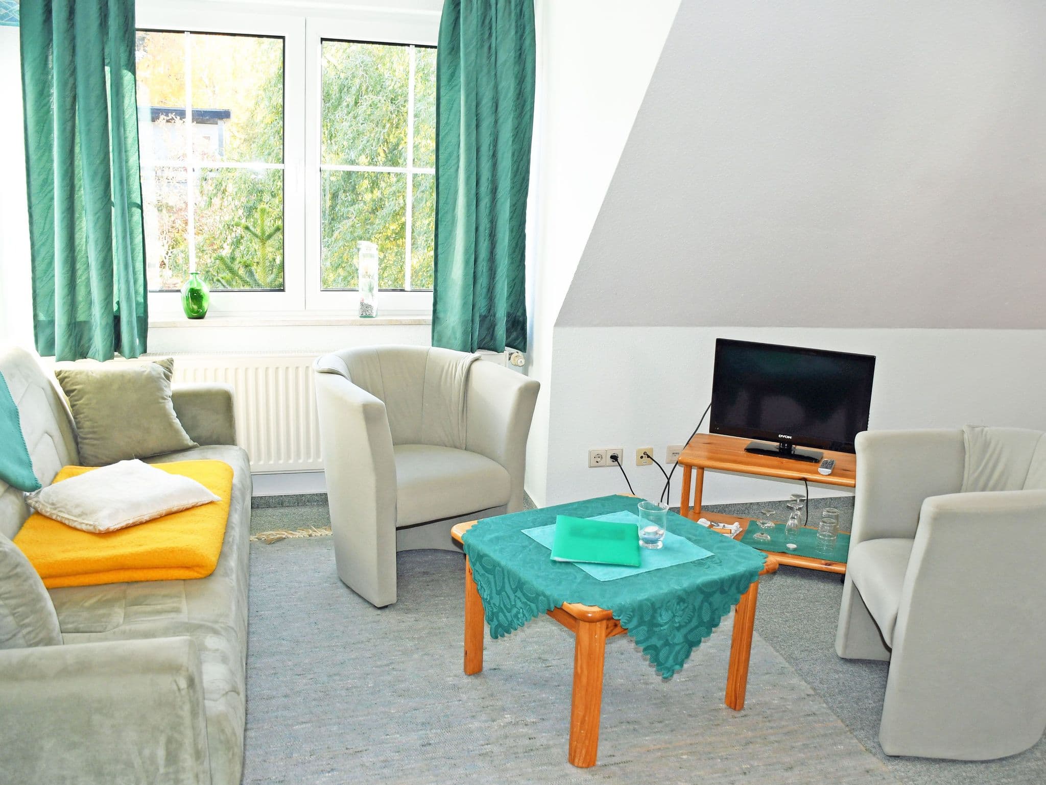 11 Doppelzimmer im OG - DEB 006 Pension Seeperle detail 2
