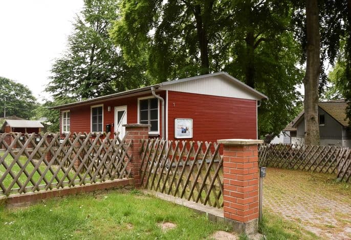 Ferienbungalow D - Ferienbungalows am Rand des Buchenwaldes im Ostseebad Sellin detail 1