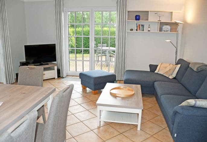 Ferienwohnung EG 1 mit Terrasse und Strandkorb