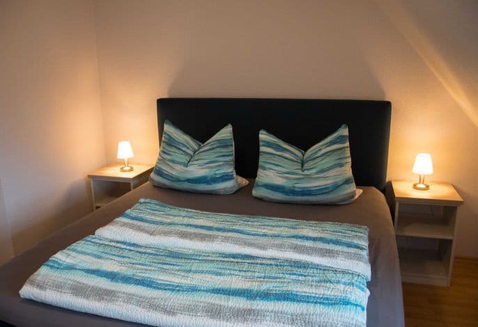 Ferienwohnung mit Balkon 0G 2 - Landhaus mit Reetdach am Teich detail 2