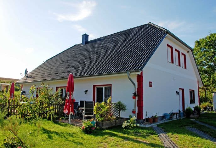 Ferienwohnung mit Terrasse - Ferienwohnung mit Terrasse