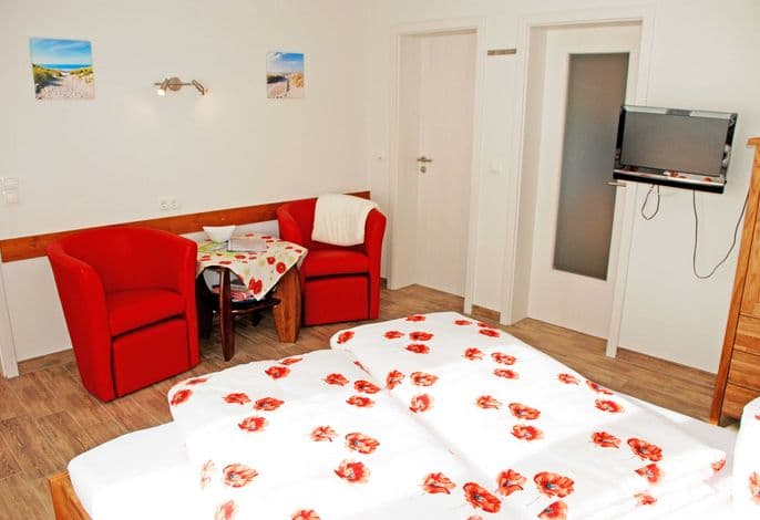 Ferienwohnung Kleinhagen - Ferienwohnungen im Haus am Deich detail 2
