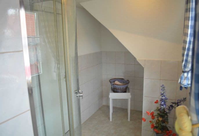 Ferienwohnung Nr. 04 (1. Etage) - Pension Ritter - in ruhiger Lage von Groß Zicker detail 1