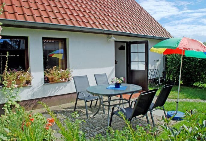Ferienhaus in Lauterbach mit Terrasse und Kachelofen - Ferienhaus in Lauterbach mitTerrasse und Kachelofen
