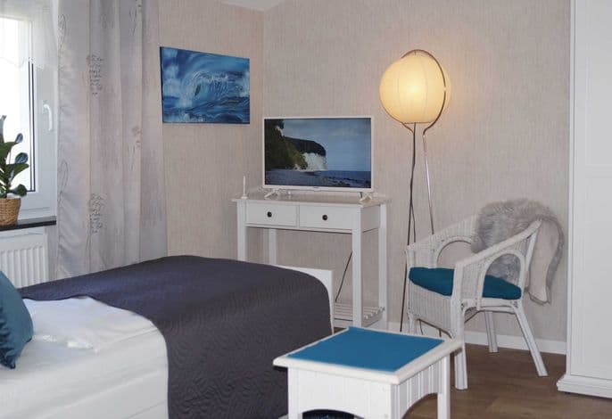 Ferienwohnung Kastanienblick mit Kamin - Ferienwohnungen Ramitz auf Rügen detail 2