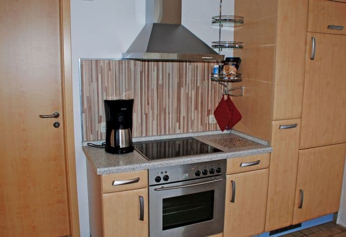 Ferienwohnung Pommernhof mit Terrasse im EG - Ferienwohnungen auf dem Pommernhof mit großem Garten! detail 4