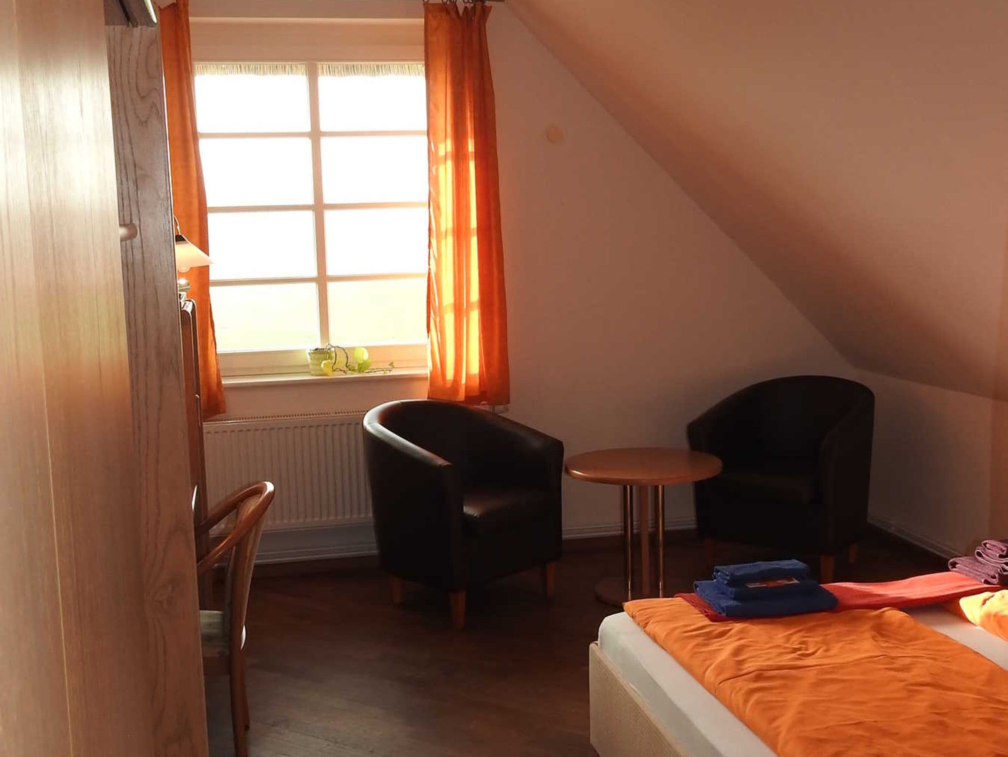 01 Doppelzimmer Kat. I - Clubhouse Golf-Centrum Schloss Karnitz detail 1