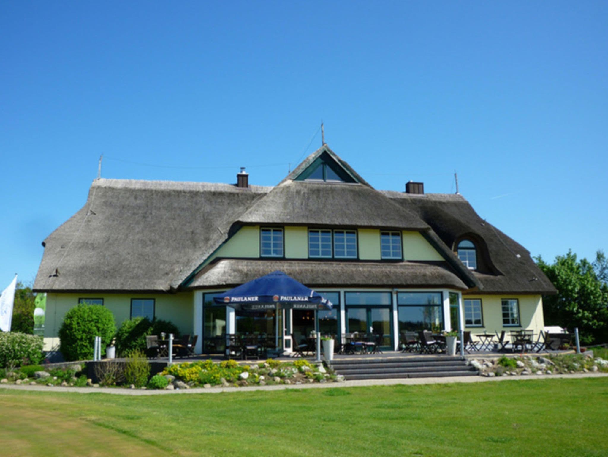 Clubhouse Golf-Centrum Schloss Karnitz detail 1