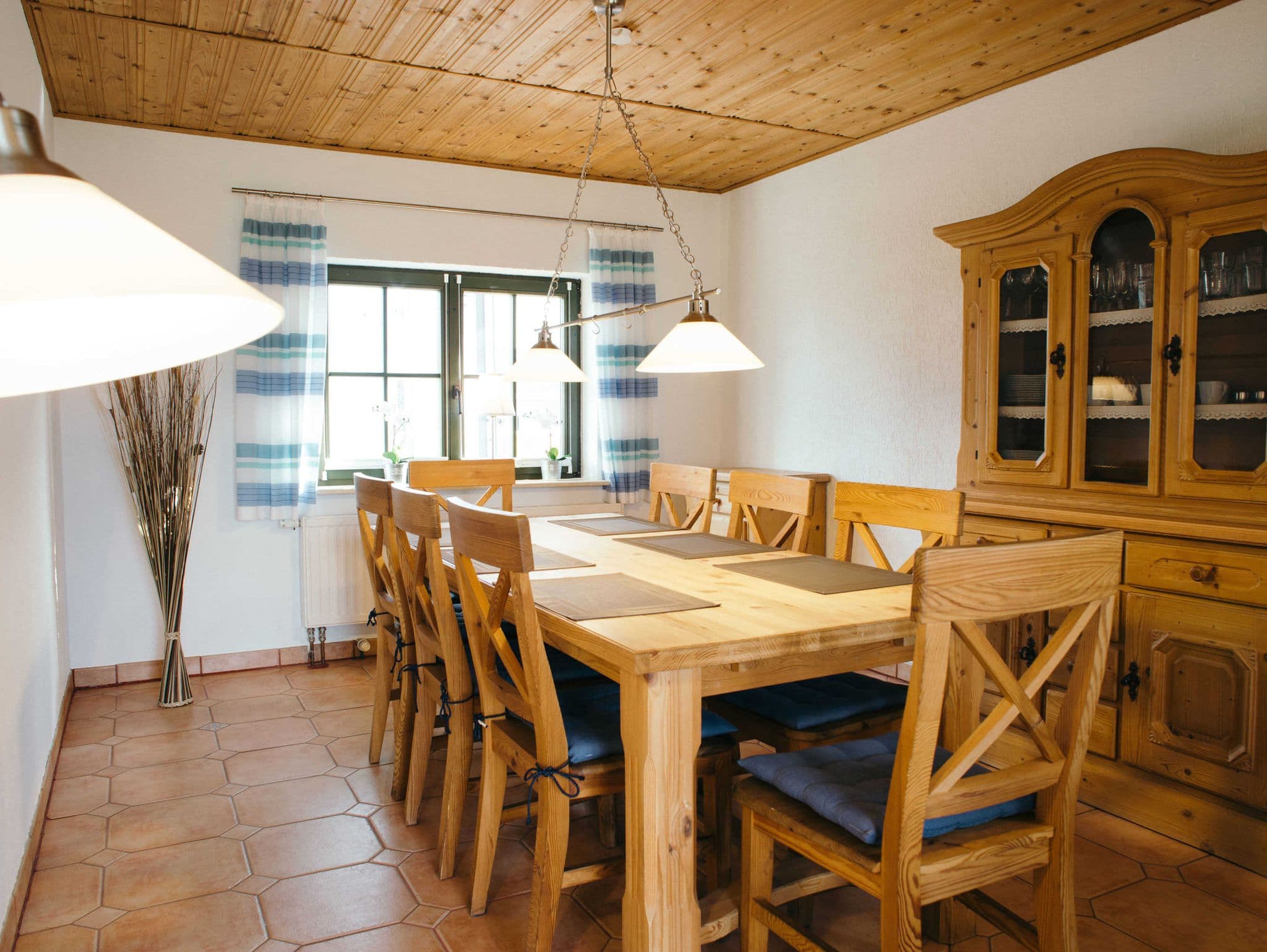 Ferienhaus unterm Reetdach in Woorke - Ferienhaus und -wohnung unterm Reetdach in Woorke detail 2