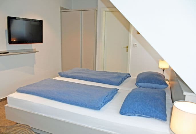 08 Doppelzimmer - Pension mit Frühstück im Ostseebad Baabe detail 3