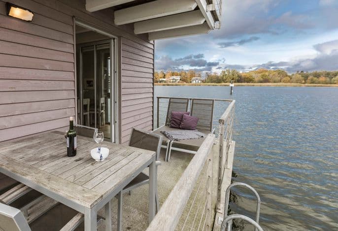 Schwimmendes Ferienhaus (groß) - im-jaich Wasserferienwelt Lauterbach detail 2