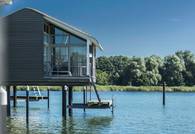 Pfahlhaussuite auf dem Wasser - im-jaich Wasserferienwelt Lauterbach detail 3