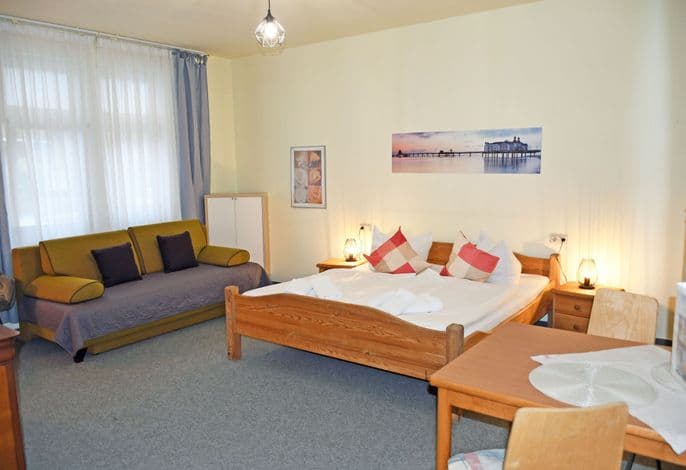1 - Raum-Ferienwohnung 41 - Ferienwohnungen im Appartementhaus Sellin detail 1