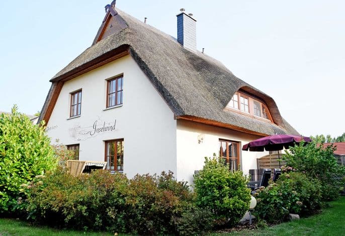 Ferienreethaus mit Kamin und Sauna - Ferienreethaus mit Kamin und Sauna